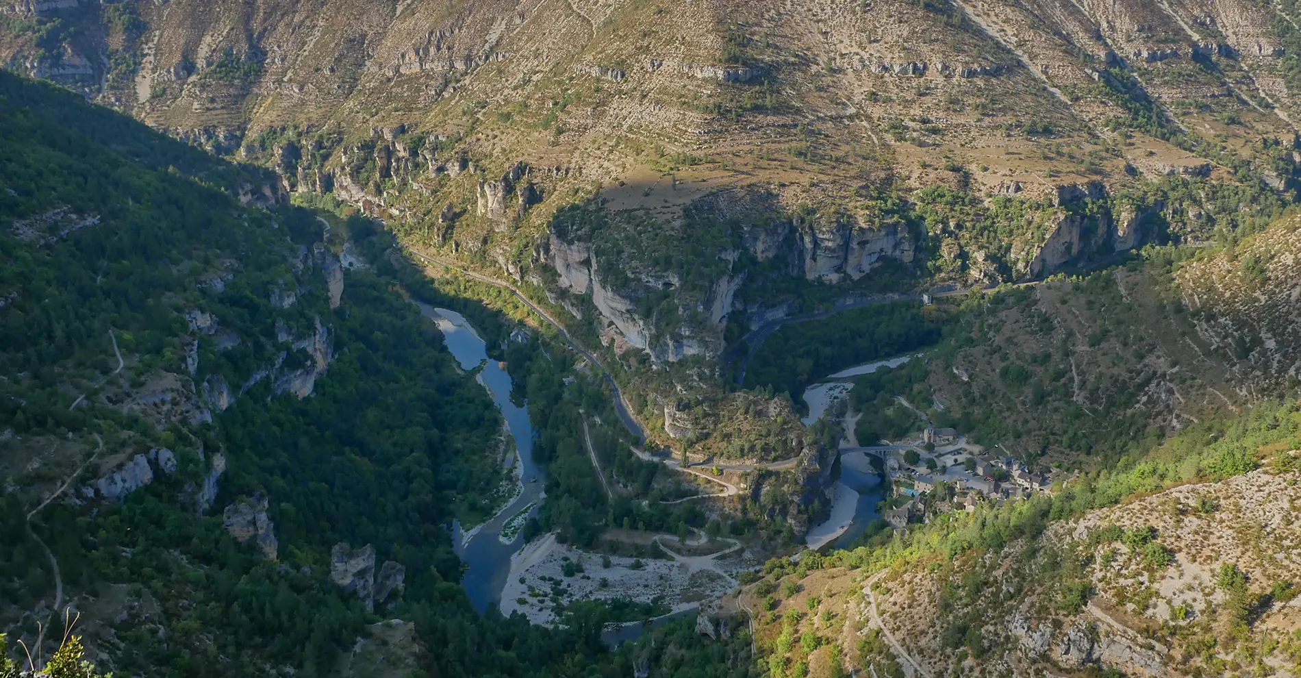 camping gorges du tarn aveyron