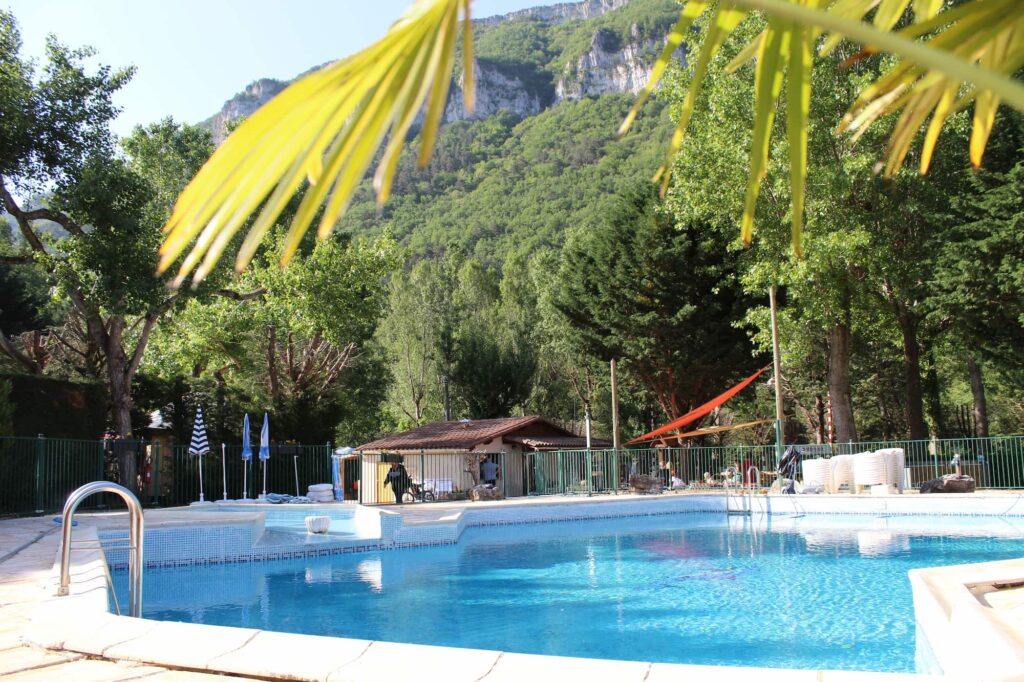 camping piscine aveyron