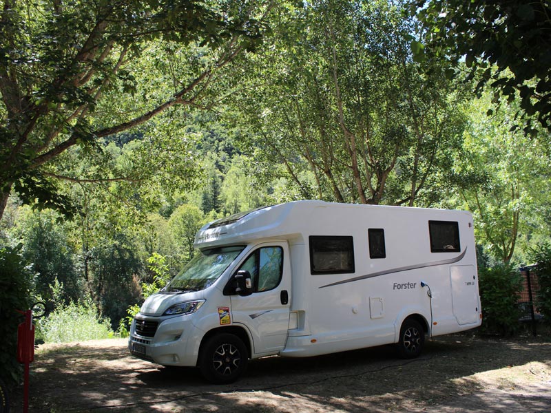 gorges tarn millau aveyron camping taranis camping car2 1